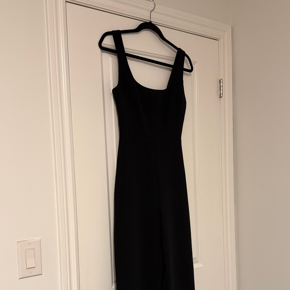 Aritzia (Wilfred) Black Square-Neck Sleeveless Jumpsuit